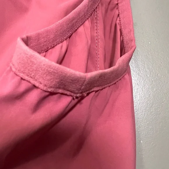 SWEATY BETTY | On The Run Zip Up Performance Workout Vest Adventure Pink - Picture 8 of 9